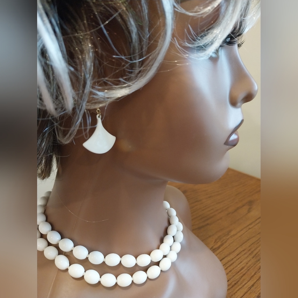 Trifari Set White Necklace & Earrings